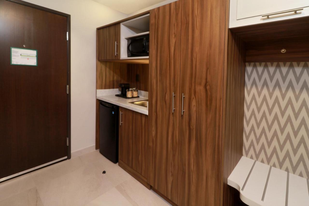 Holiday Inn & Suites - Monterrey Apodaca Zona Airport By Ihg Dış mekan fotoğraf